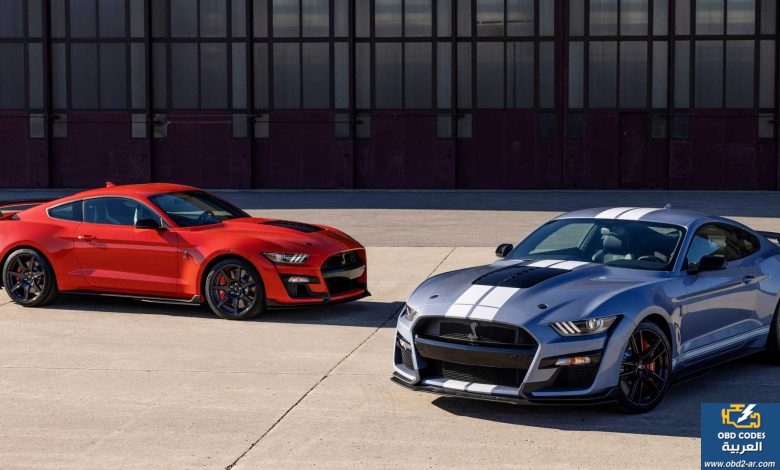 فورد Mustang 2022 GT500 Heritage Pack تأتي بخطوطًا مطلية